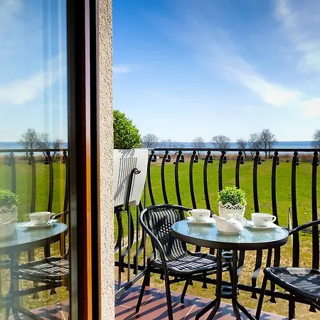 Riwiera Z Widokiem Na Zalew Wislany