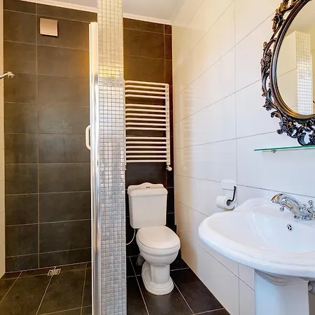 民宿 Riwiera Z Widokiem Na Zalew Wislany 库瑞尼卡慕斯卡