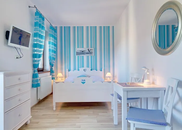 Riwiera Z Widokiem Na Zalew Wislany